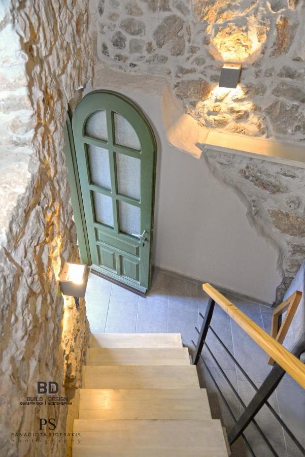 Pyrgos Houses And Restaurant Avgonima Esterno foto