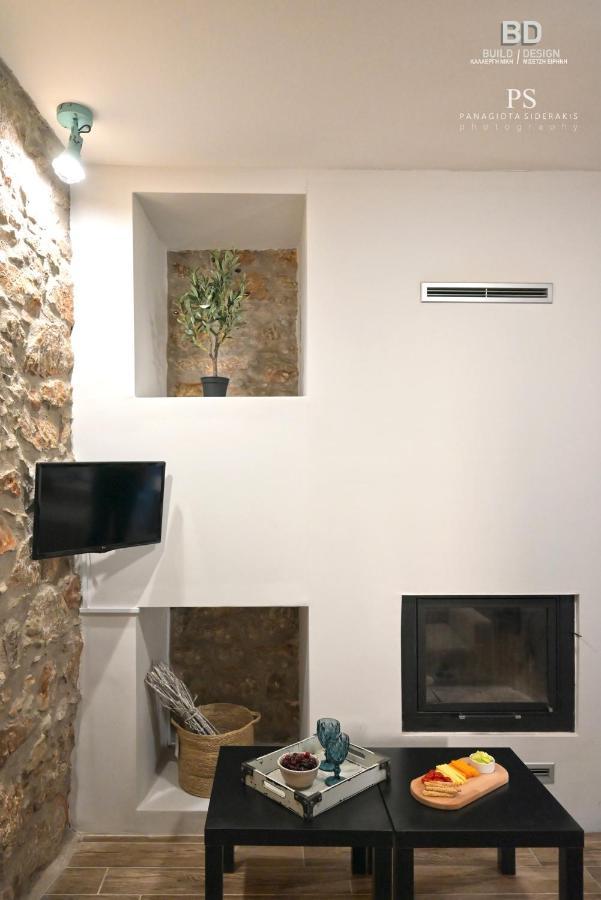 Pyrgos Houses And Restaurant Avgonima Esterno foto