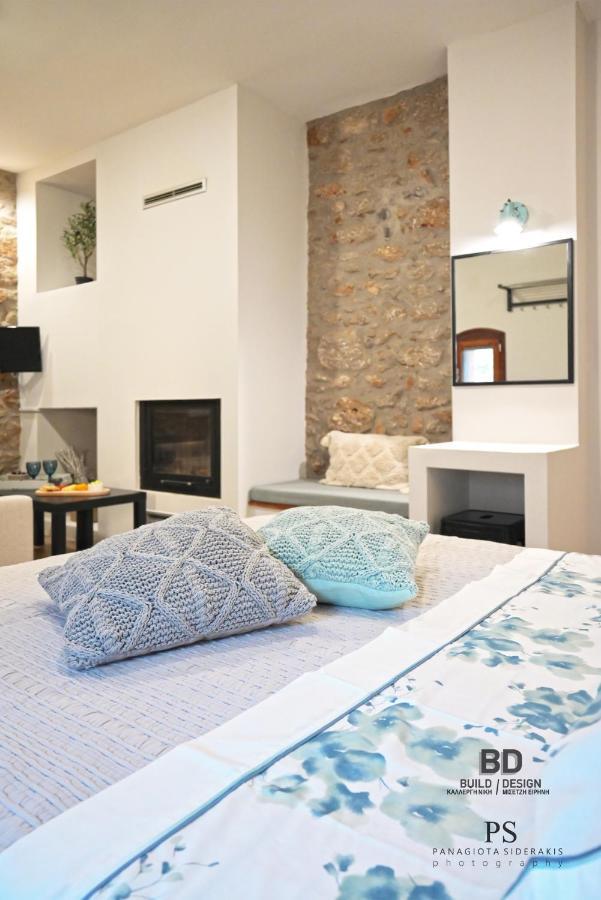 Pyrgos Houses And Restaurant Avgonima Esterno foto